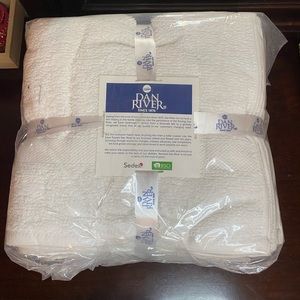 NWT Dan River 6 price towel set 100% cotton